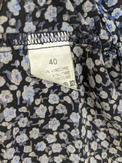 Viscose material and size label close-up