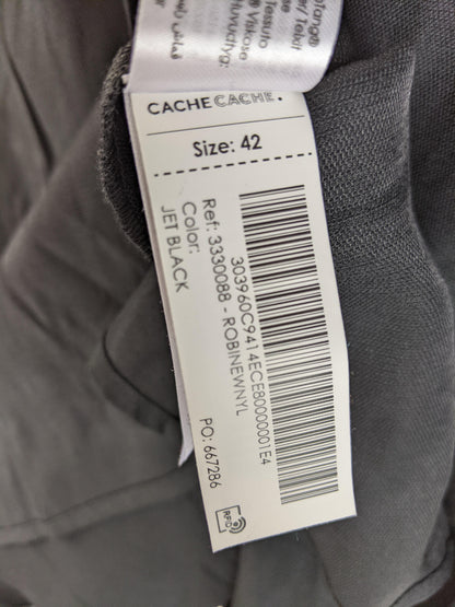 Size label showing size 42 and color Jet Black